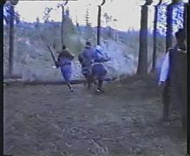 Joka kuitenkin pakenee