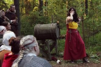 Illan pääesityksessä