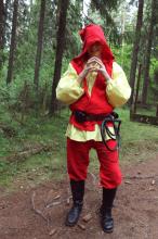 Ei ollenkaan pahaenteinen veitsenheittäjä